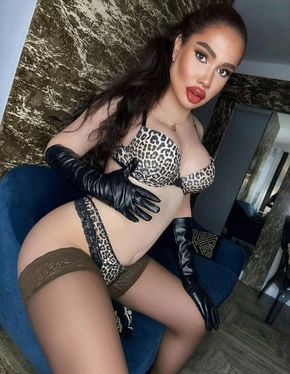 Alexandra (Shemale) Alexandra (Shemale)
