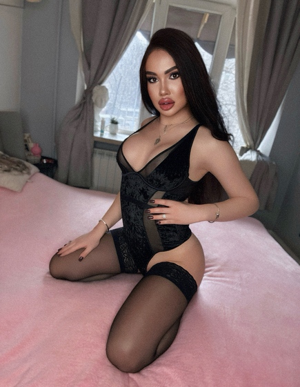 Prostituta Alexandra (Shemale)  Kharkiv: +380737330707